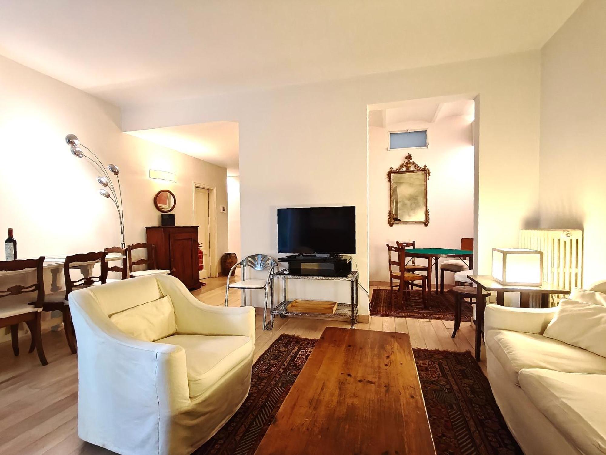 Mazzini Charming Getaway With Courtyard Appartamento *